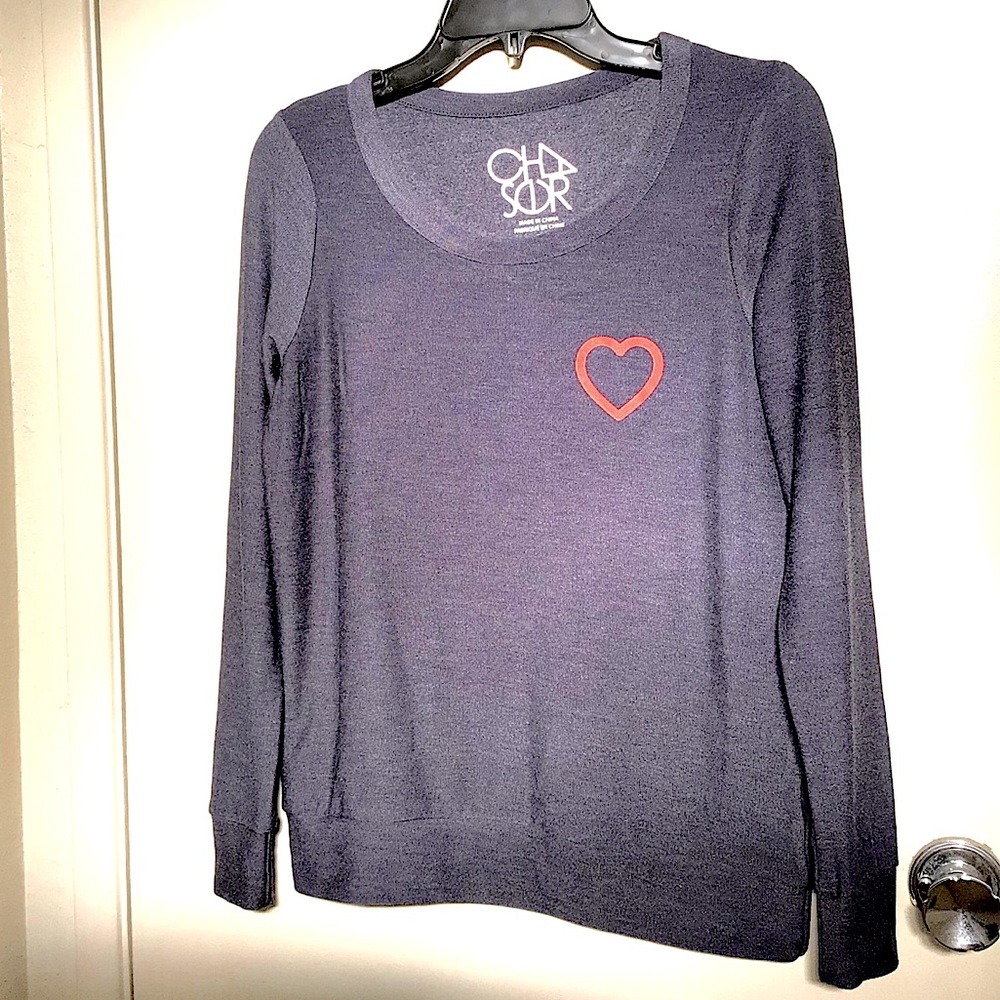 Chaser Heart Pullover